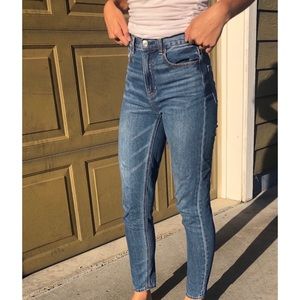 American Eagle mom jeans